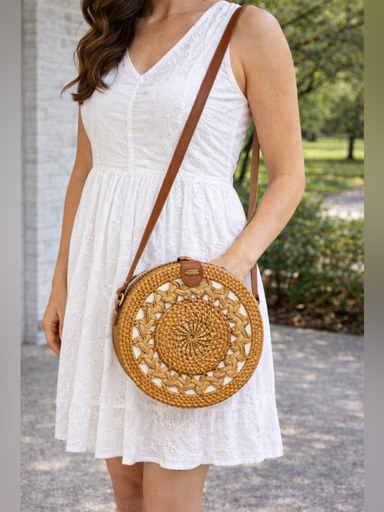 Crown Vintage Handbags - Round Rattan Woven ATA Bali Bag Tan Crossbody Straw Bag NWT